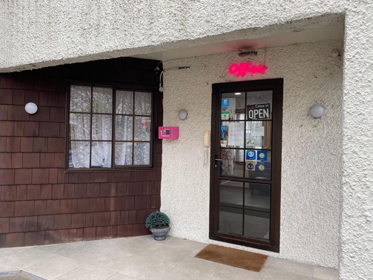 Southern Comfort Motel Κράισττσερτς Εξωτερικό φωτογραφία